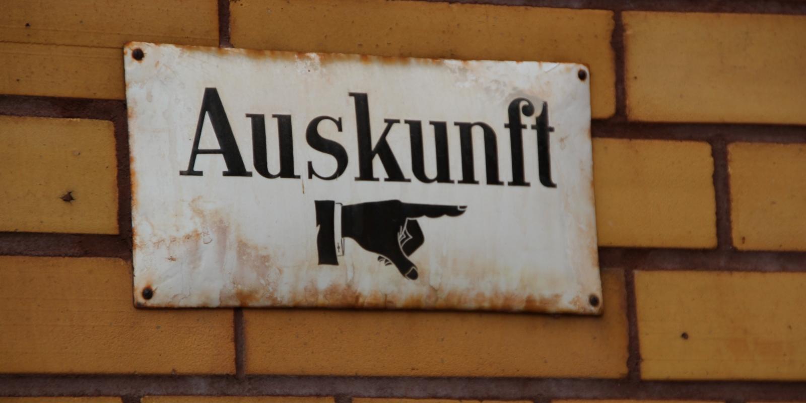 Schild_Erzbistum Köln (c)Bernhard Riedl_Frei mit Nennung Copyright